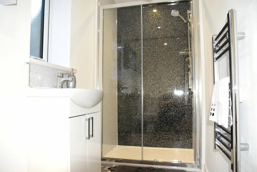 Rammal Lodge - Entire Home, Self Catering Apartment In Inverness Extérieur photo